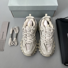 Balenciaga Sneakers